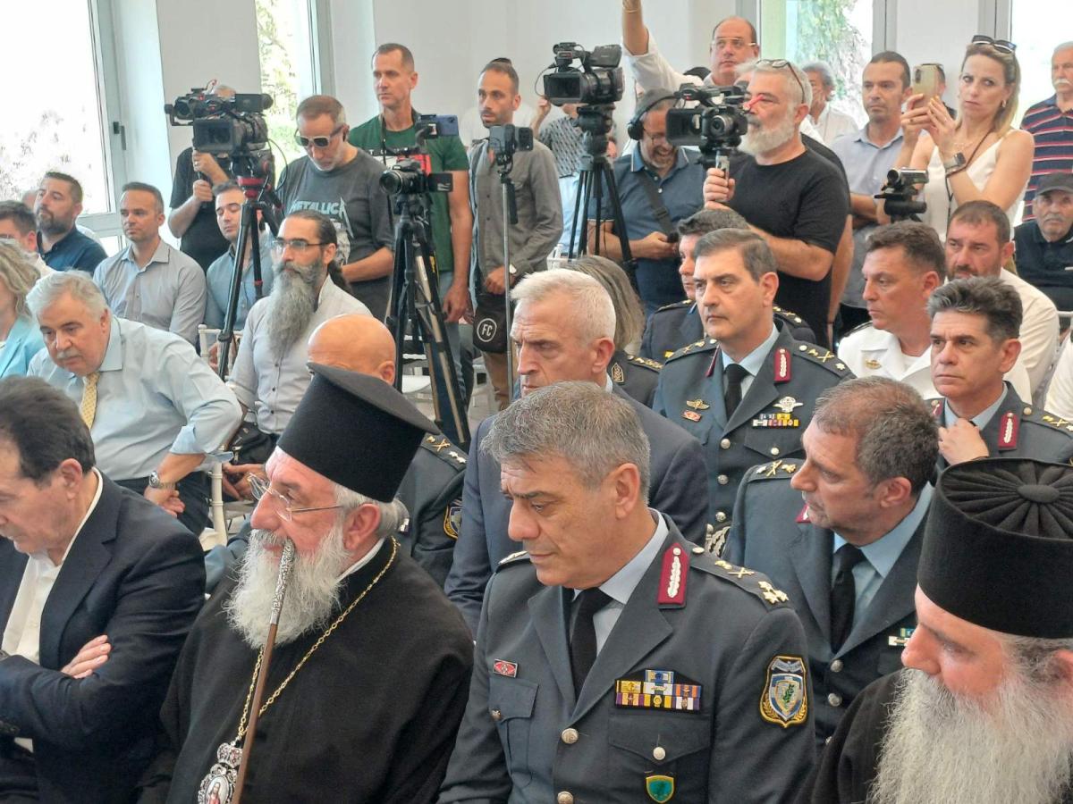 Νέα εποχή για την αστυνόμευση στη Μεσαρά – Εγκαινιάστηκε η Υποδιεύθυνση Αστυνομίας Μοιρών παρουσία Χρυσοχοΐδη 13 Νέα εποχή για την αστυνόμευση στη Μεσαρά – Εγκαινιάστηκε η Υποδιεύθυνση Αστυνομίας Μοιρών παρουσία Χρυσοχοΐδη
