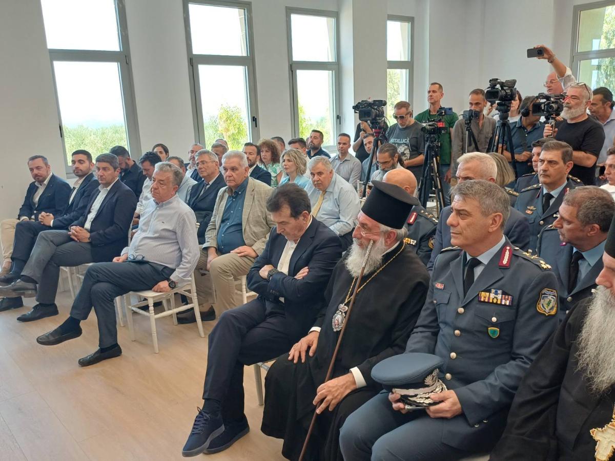 Νέα εποχή για την αστυνόμευση στη Μεσαρά – Εγκαινιάστηκε η Υποδιεύθυνση Αστυνομίας Μοιρών παρουσία Χρυσοχοΐδη 12 Νέα εποχή για την αστυνόμευση στη Μεσαρά – Εγκαινιάστηκε η Υποδιεύθυνση Αστυνομίας Μοιρών παρουσία Χρυσοχοΐδη