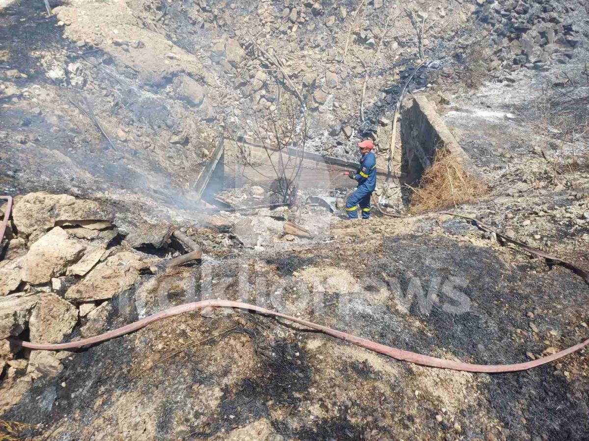 Συναγερμός στη Μεσαρά: Μήνυμα του 112 για τη μεγάλη φωτιά – Επιχειρούν δύο εναέρια μέσα - Εικόνες και βίντεο