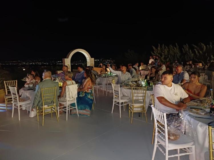 Ηράκλειο: O Γάμος του φετινού Καλοκαιριού στη Λυγαριά - Γνωστός Δικηγόρος παντρεύτηκε την εκλεκτή της καρδιάς του (Δείτε video & φωτογραφίες)