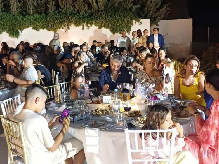 Ηράκλειο: O Γάμος του φετινού Καλοκαιριού στη Λυγαριά - Γνωστός Δικηγόρος παντρεύτηκε την εκλεκτή της καρδιάς του (Δείτε video & φωτογραφίες)