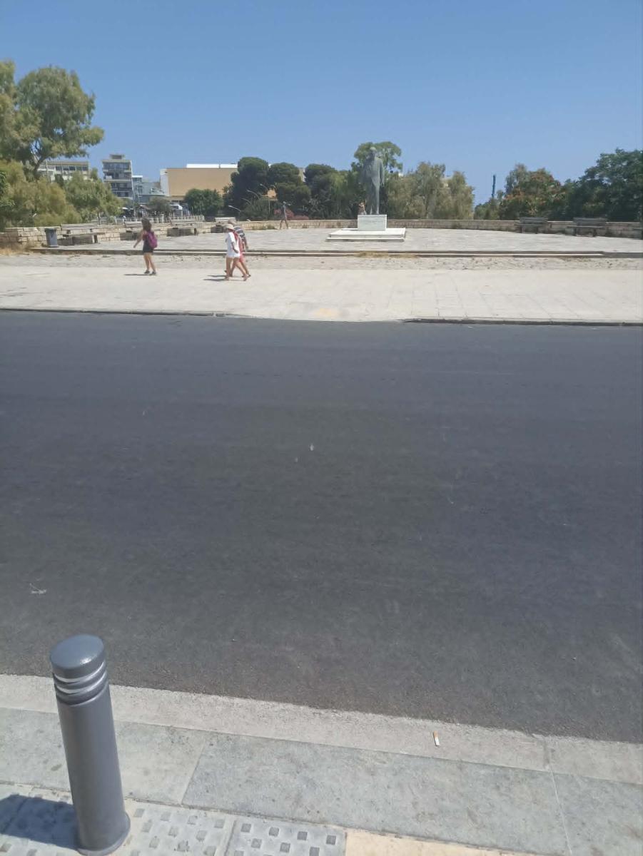 Ηράκλειο: «Εξαφανισμένες» διαβάσεις πεζών θέτουν σε κίνδυνο πολίτες και οδηγούς! - Δείτε εικόνες 4 Ηράκλειο: «Εξαφανισμένες» διαβάσεις πεζών θέτουν σε κίνδυνο πολίτες και οδηγούς! - Δείτε εικόνες