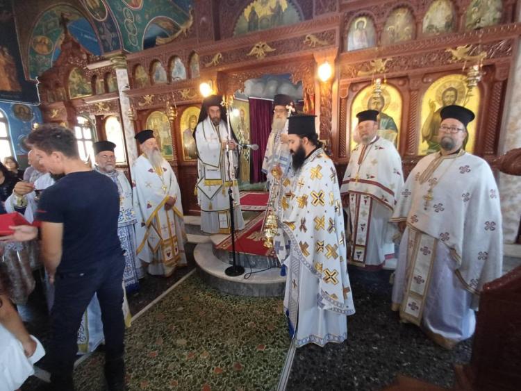 Συγκίνηση στη Μεσαρά: Πλήθος κόσμου και δύο Μητροπολίτες στο ετήσιο μνημόσυνο του Μανούσου Πουλινάκη