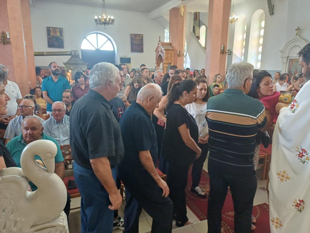 Μεσαρά: «Πλημμύρισε» από πιστούς το Κλήμα Φαιστού – Με λαμπρότητα η μεγάλη γιορτή της Παναγίας 5 Μεσαρά: «Πλημμύρισε» από πιστούς το Κλήμα Φαιστού – Με λαμπρότητα η μεγάλη γιορτή της Παναγίας
