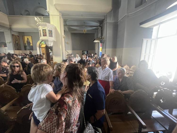 Ιστορικές στιγμές στο Τυμπάκι με την Τιμία Κάρα του Αγίου Τίτου – Τιμητική απονομή στον Μητροπολίτη Μακάριο 15 Ιστορικές στιγμές στο Τυμπάκι με την Τιμία Κάρα του Αγίου Τίτου – Τιμητική απονομή στον Μητροπολίτη Μακάριο