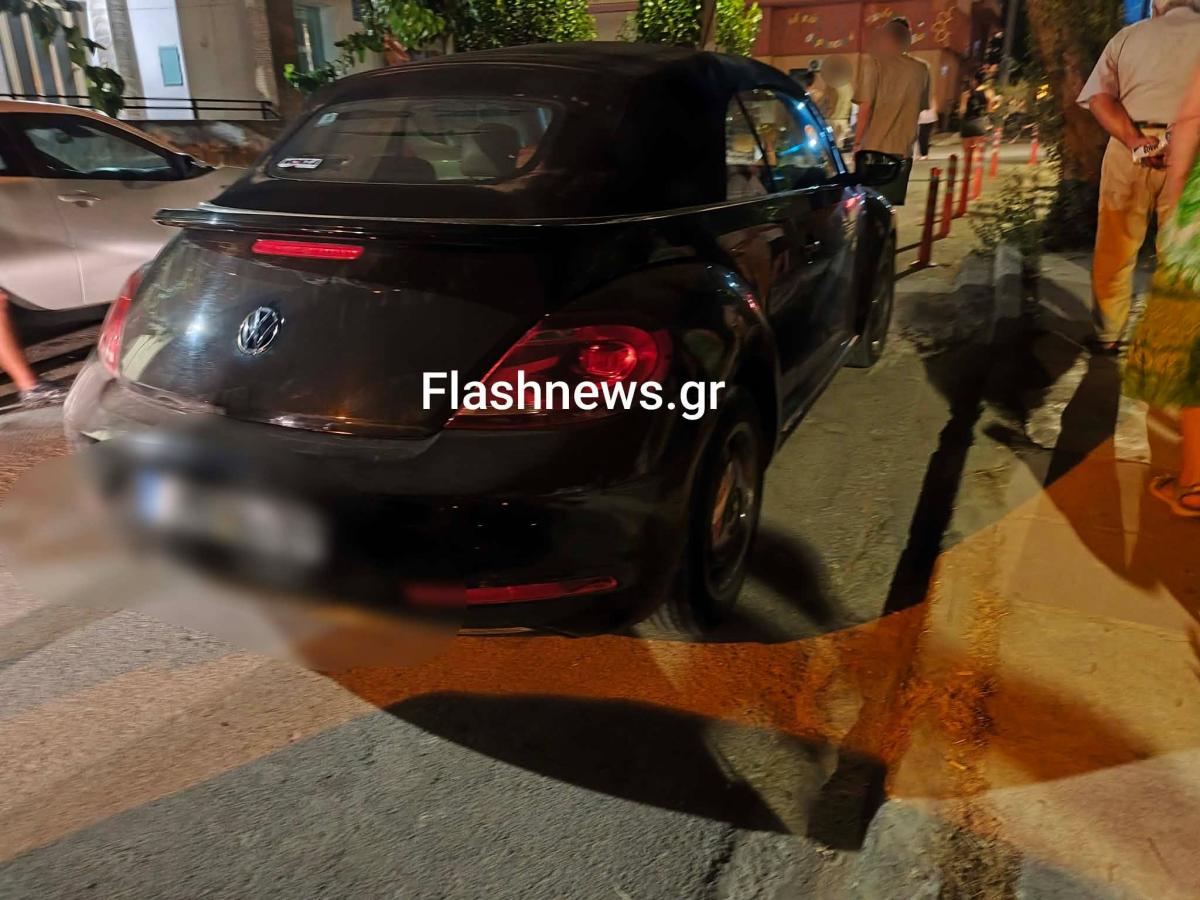 Κρήτη: Οδηγός «μπλόκαρε» απορριμματοφόρο – Οι θεατές βγήκαν από το θέατρο και το σήκωσαν με τα χέρια! 7 Κρήτη: Οδηγός «μπλόκαρε» απορριμματοφόρο – Οι θεατές βγήκαν από το θέατρο και το σήκωσαν με τα χέρια!