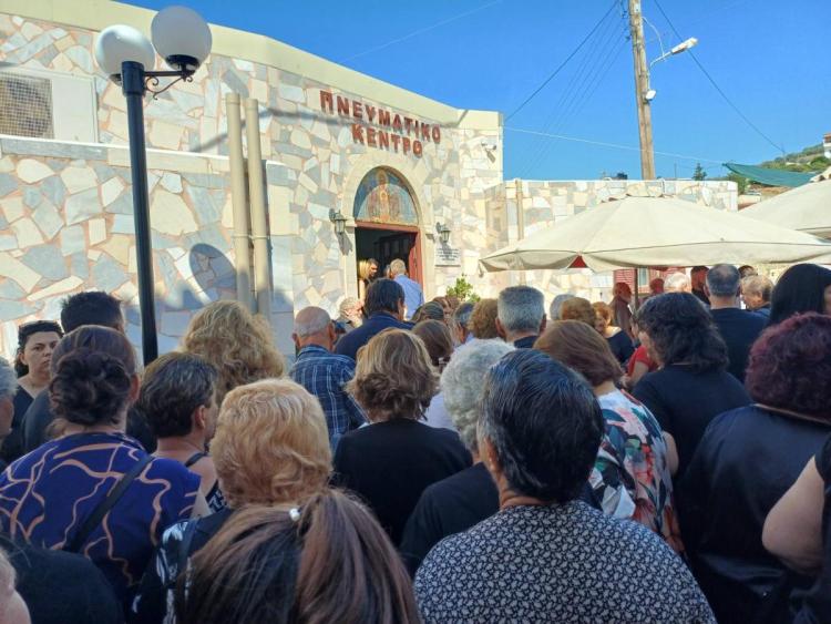 Συγκίνηση στη Μεσαρά: Πλήθος κόσμου και δύο Μητροπολίτες στο ετήσιο μνημόσυνο του Μανούσου Πουλινάκη