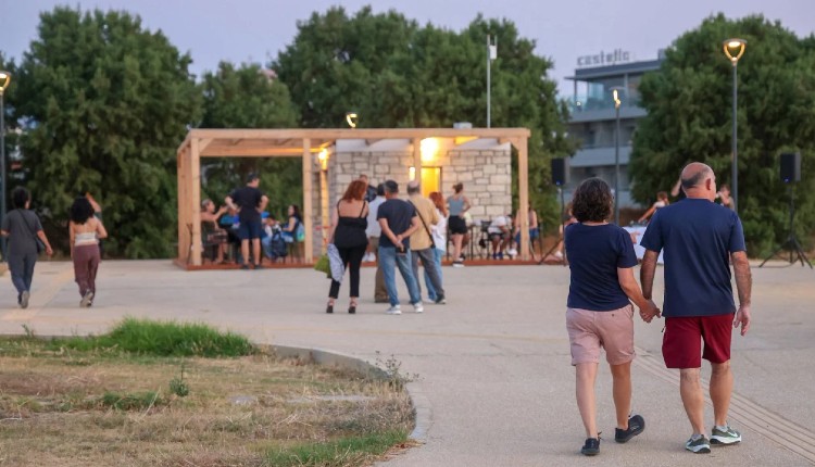 αναψυκτήρια ενετικά τείχη