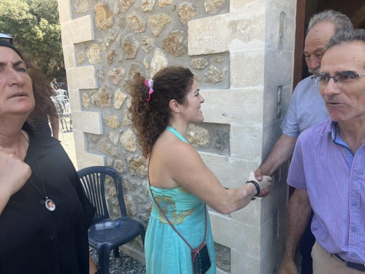 Κλησίδι Αμαρίου: Ο Άγιος Νεκτάριος απέκτησε το δικό του «σπίτι» – Συγκίνηση στα εγκαίνια (εικόνες και βίντεο)
